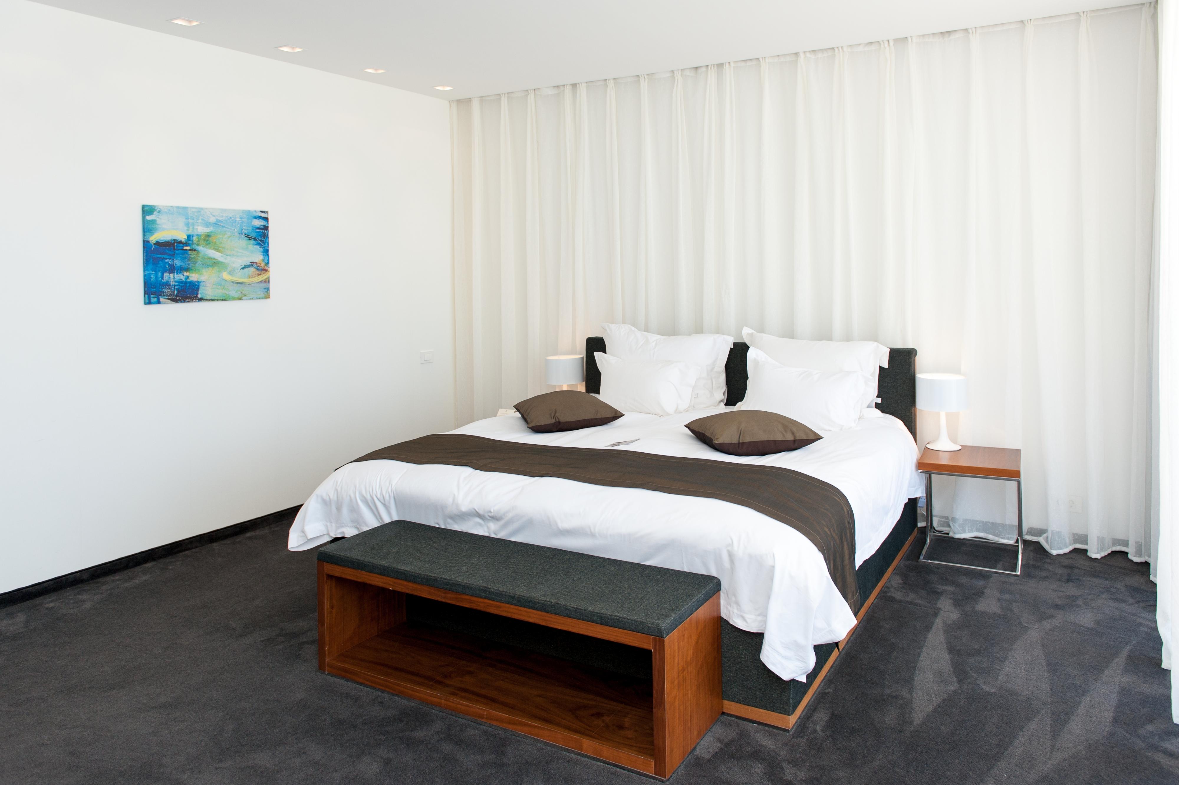 Lighthouse Golf & Spa Hotel Balchik Luaran gambar A bedroom