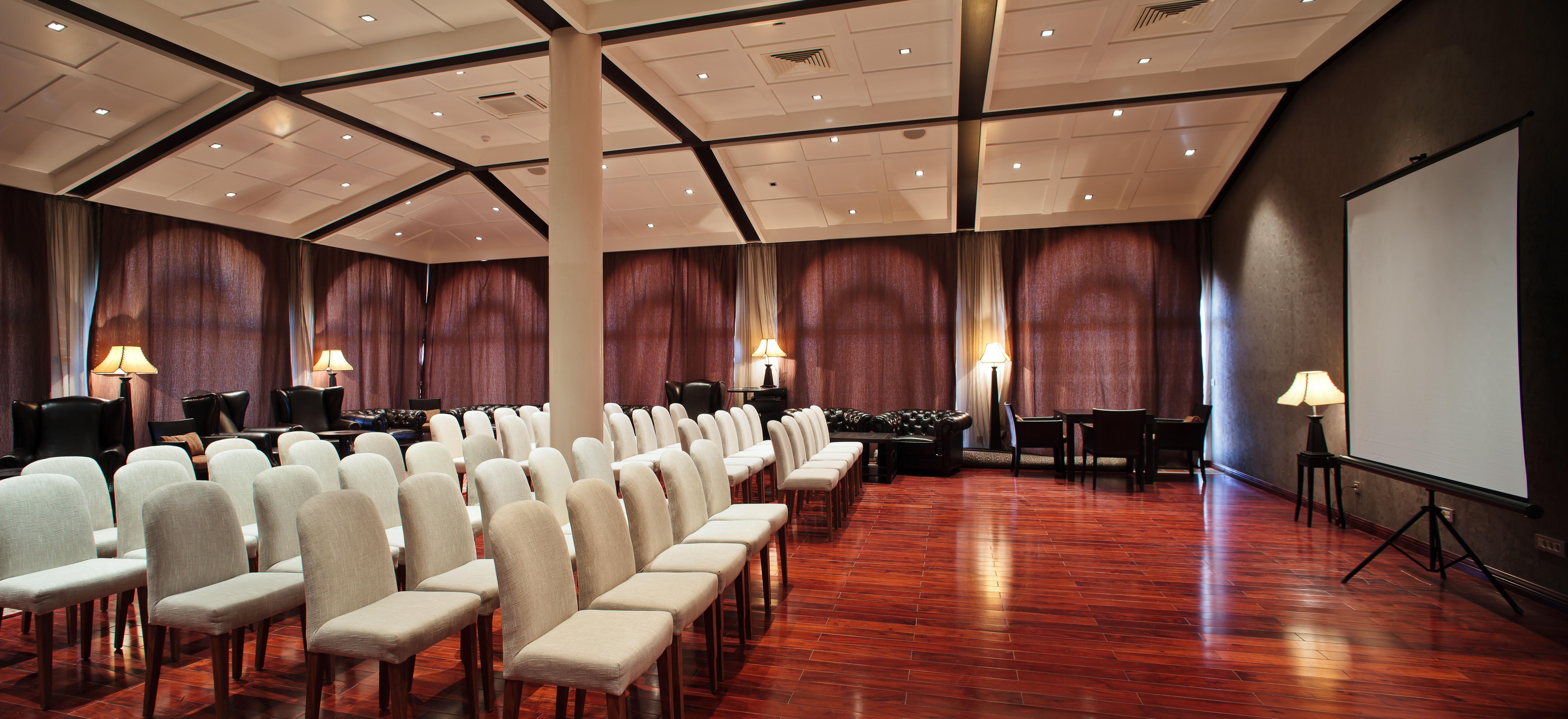 Lighthouse Golf & Spa Hotel Balchik Luaran gambar The interior of the main hall