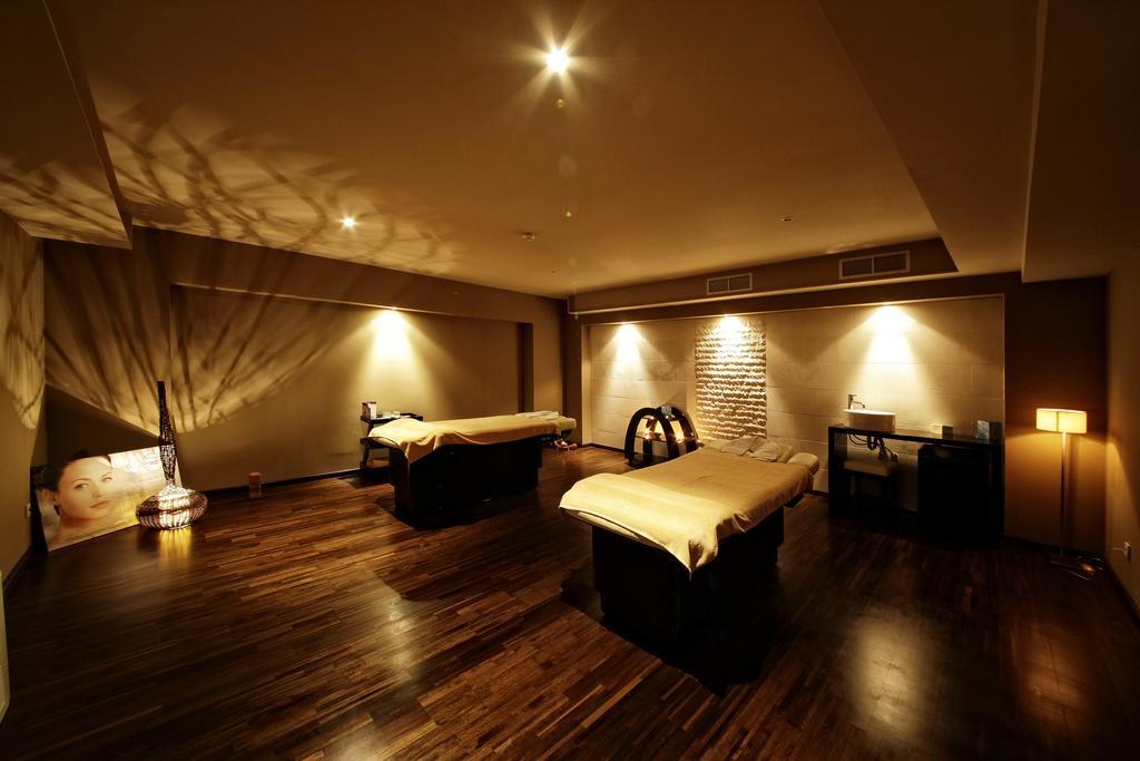 Lighthouse Golf & Spa Hotel Balchik Luaran gambar Spa at the Taj Bengal